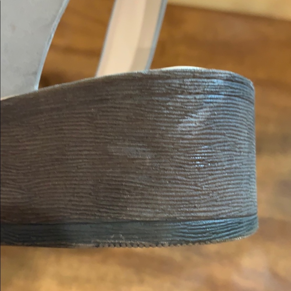 Sandals - Picture 4 of 7